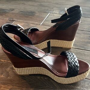 BRAND NEW WHBM WEDGE